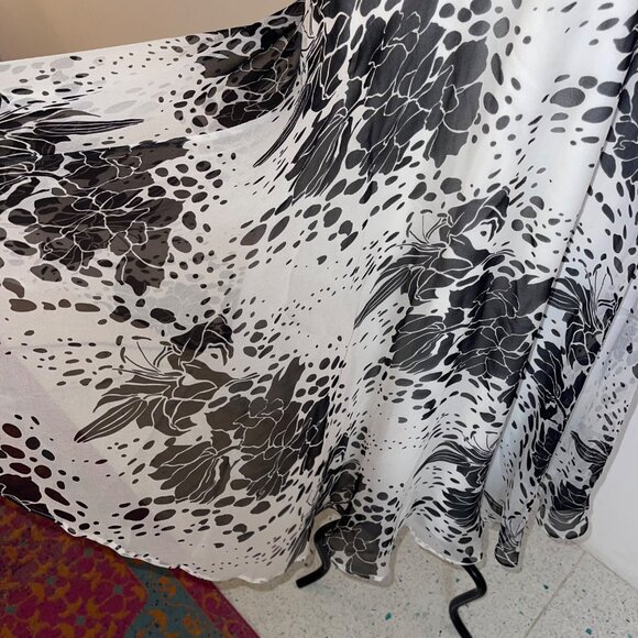 Tadashi Vintage Womens Dress Size Medium White Floral Halter Deadstock Pure Silk - Picture 9 of 12